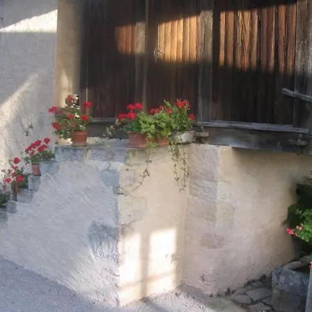 Ferienhaus Maison De Caractere Avec Jardin, Terrasse Et Equipements Pour Grandes Familles Au Val-d'ajol - Fr-1-589-169 *