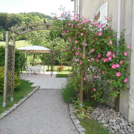Maison De Caractere Avec Jardin, Terrasse Et Equipements Pour Grandes Familles Au Val-d'ajol - Fr-1-589-169 * Le Val-dʼAjol