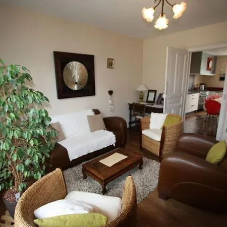 Maison De Caractere Avec Jardin, Terrasse Et Equipements Pour Grandes Familles Au Val-d'ajol - Fr-1-589-169 *