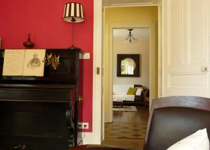 Prázdninový dům Maison De Caractere Avec Jardin, Terrasse Et Equipements Pour Grandes Familles Au Val-d'ajol - Fr-1-589-169